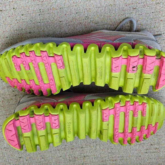 Reebok Women Shoes ZigNano Burn TD Running Trainers Shoe 8 US - Picture 9 of 14